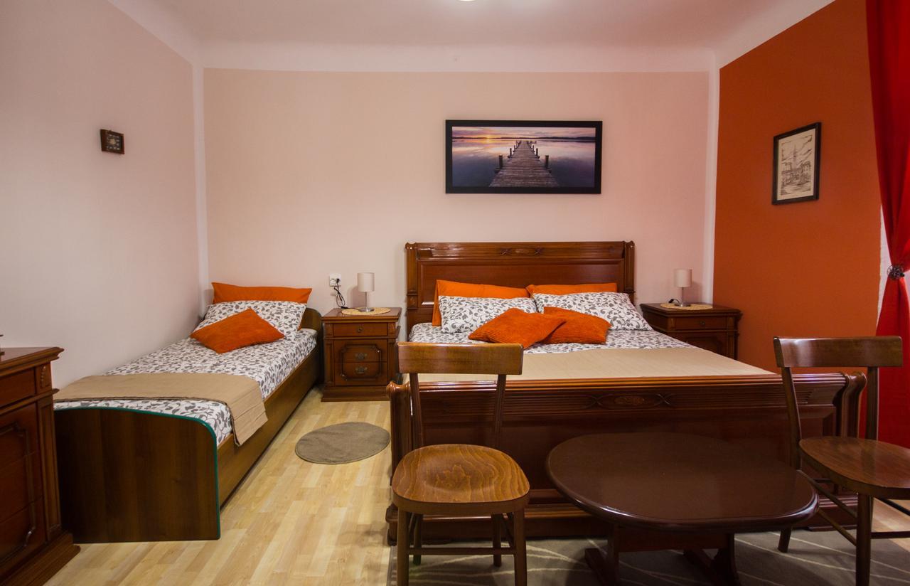 פיראן Phiros B&B מראה חיצוני תמונה