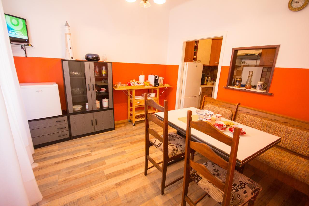 פיראן Phiros B&B מראה חיצוני תמונה