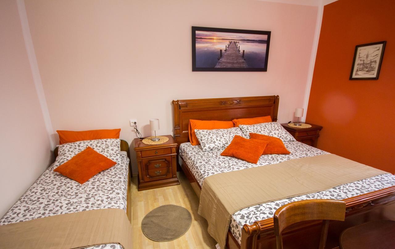 פיראן Phiros B&B מראה חיצוני תמונה