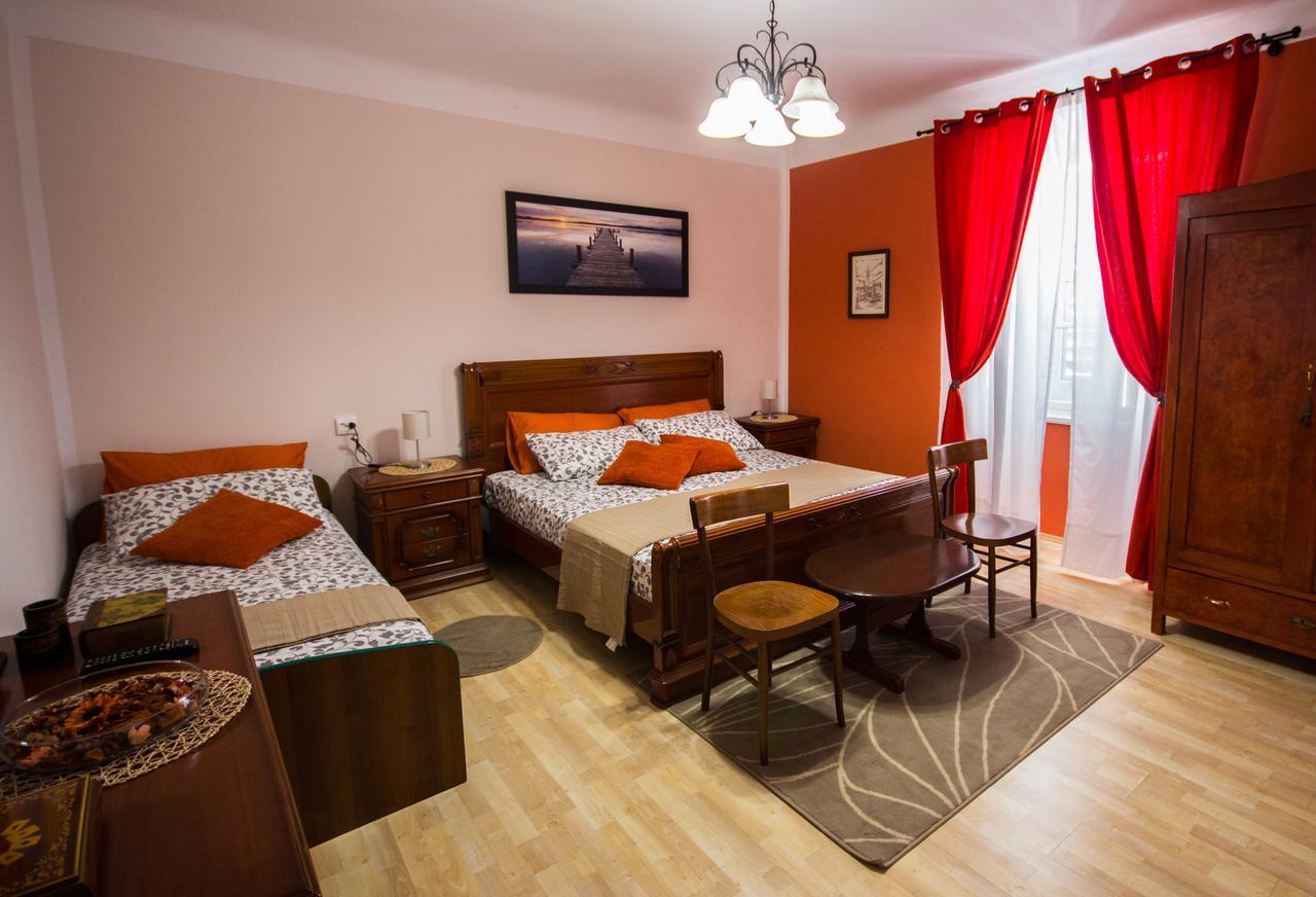 פיראן Phiros B&B מראה חיצוני תמונה